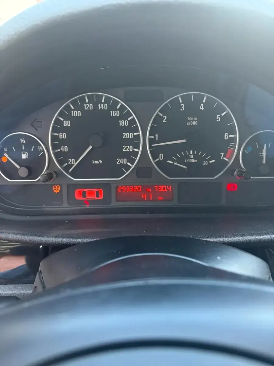 Gebraucht BMW 318 143 PS (105 kW) 2005 Blau Kombi