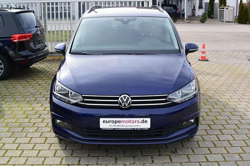 Atlantic blue Neu 2025 VW Touran Edition Van / Kleinbus | 33.470 € - Bild 1/4