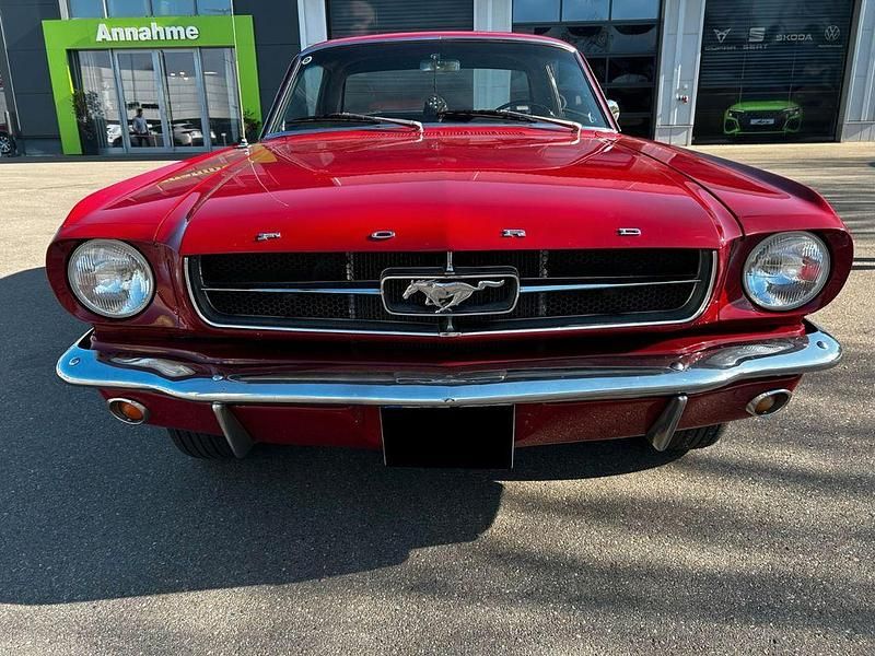 Gebraucht Ford V8 200 PS (147 kW) 1965 Rot Coupé