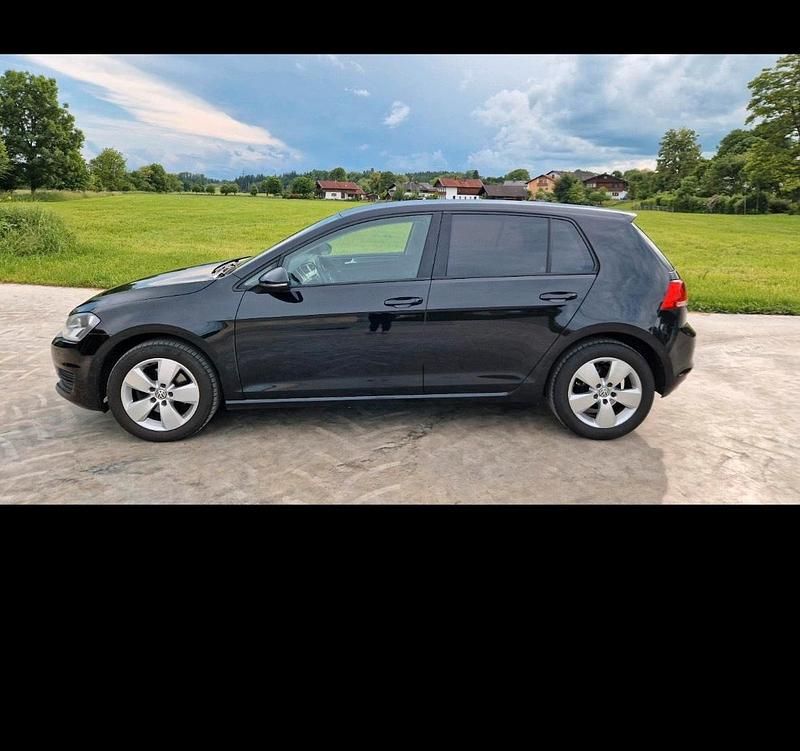 Schwarz Gebraucht 2012 VW Golf VII Kleinwagen | 9.000 € - Bild 1/4