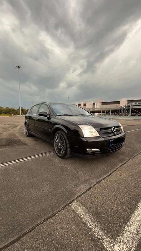 Gebraucht Opel Signum 150 PS (110 kW) 2004 Schwarz Kleinwagen