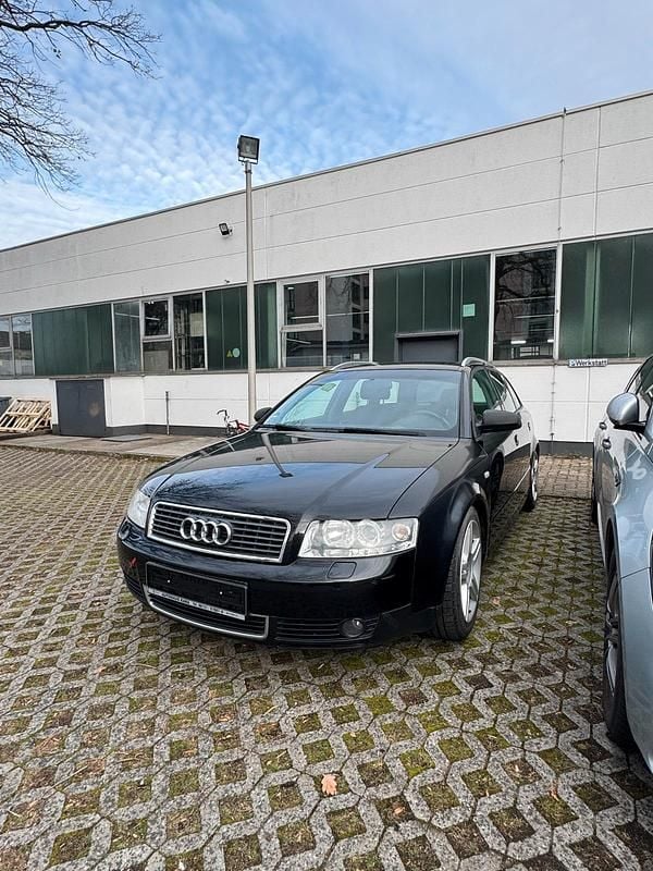 Gebraucht Audi A4 S-Line 163 PS (119 kW) 2002 Schwarz Kombi