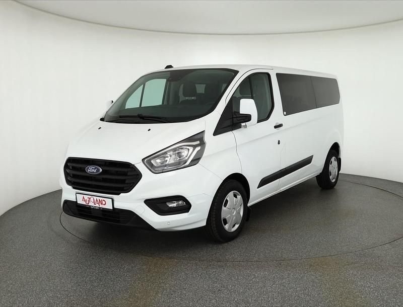 Weiß Gebraucht 2019 Ford Transit Custom Van / Kleinbus | 27.990 € - Bild 1/4