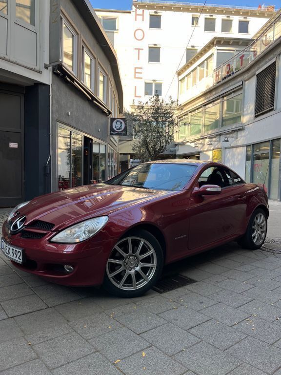 Rot Gebraucht 2005 Mercedes SLK200 Cabrio | 6.499 € (Superpreis) - Bild 1/4