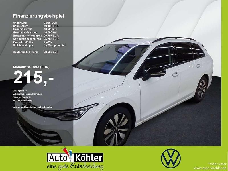 Gebraucht VW Golf VIII Goal 150 PS (110 kW) 2025 Oryxweiß perlmutteffekt Kombi