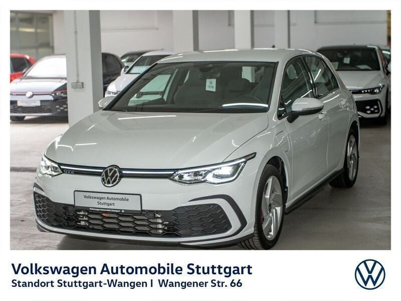 Pure white Gebraucht 2021 VW Golf VIII GTE Limousine | 25.830 € (Fairer Preis) - Bild 1/4