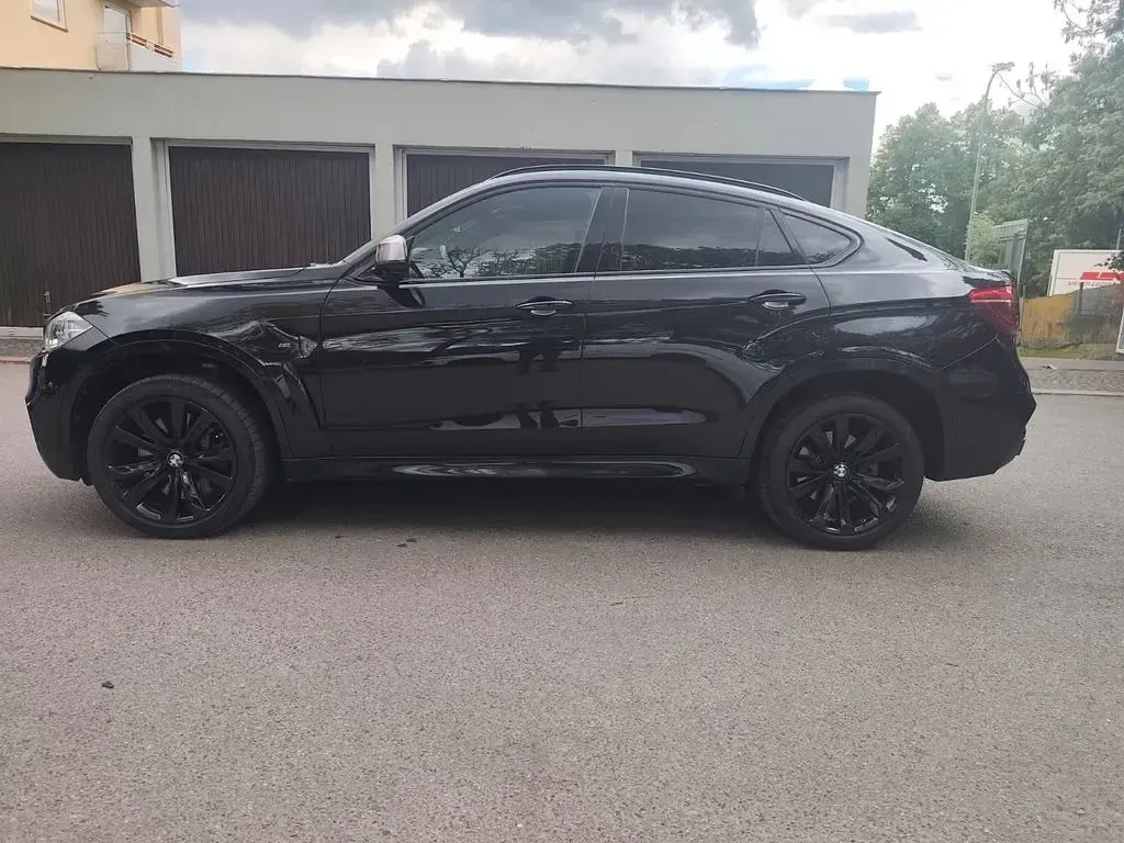 Gebraucht BMW X6 M50 Performance 381 PS (280 kW) 2016 Schwarz SUV