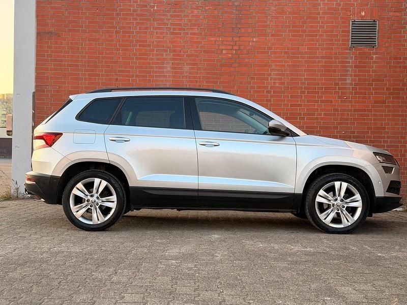 Gebraucht Skoda Karoq 116 PS (85 kW) 2019 Grau SUV