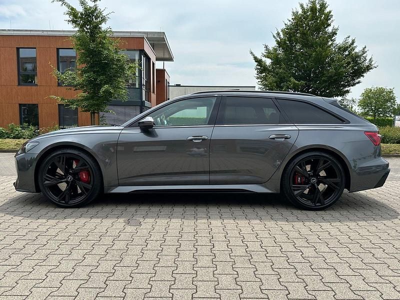 Gebraucht Audi RS6 Sport 600 PS (441 kW) 2021 Grau Kombi