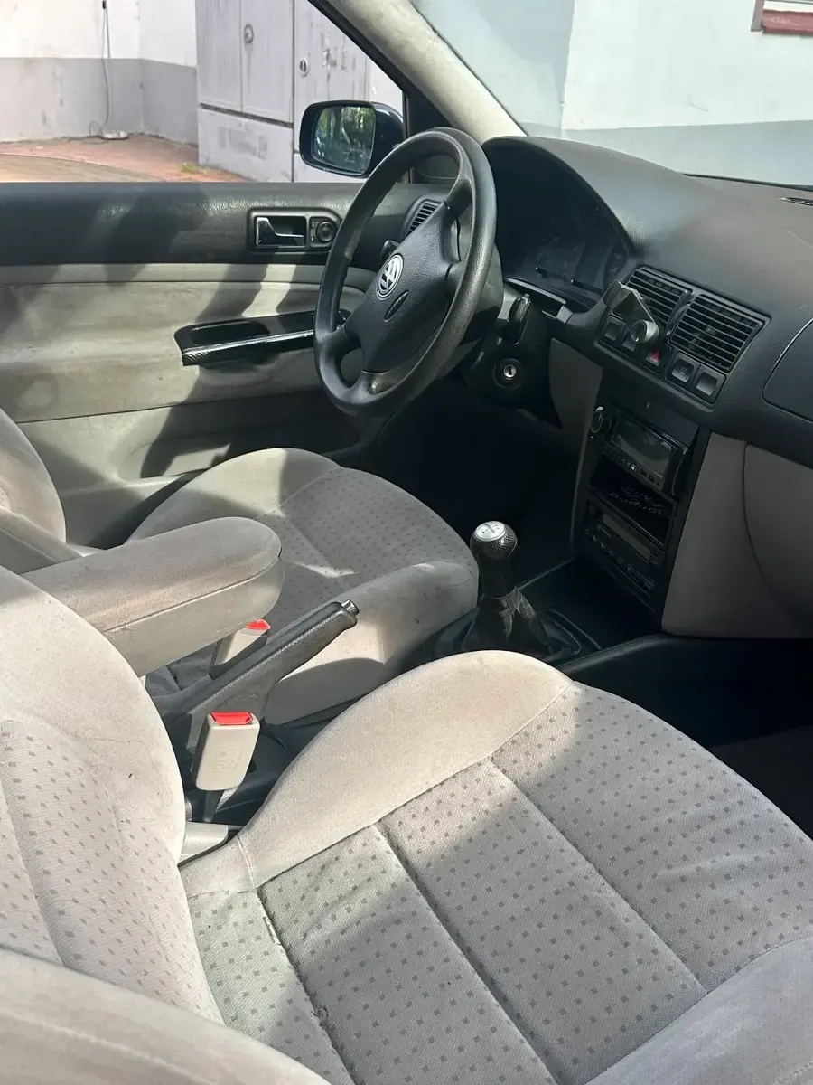 Gebraucht VW Golf 104 PS (76 kW) 1998 Blau Coupé