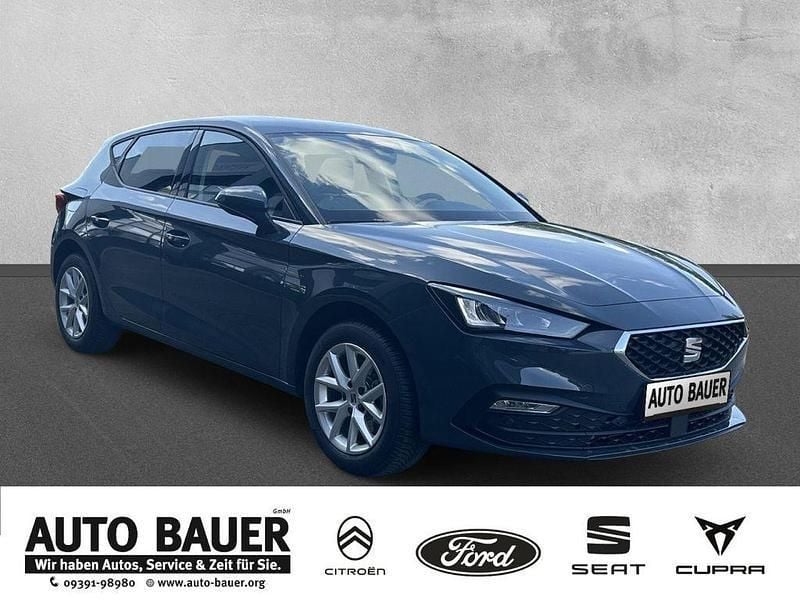 Blau Neu 2025 Seat Leon Limousine | 31.890 € (Fairer Preis) - Bild 1/4