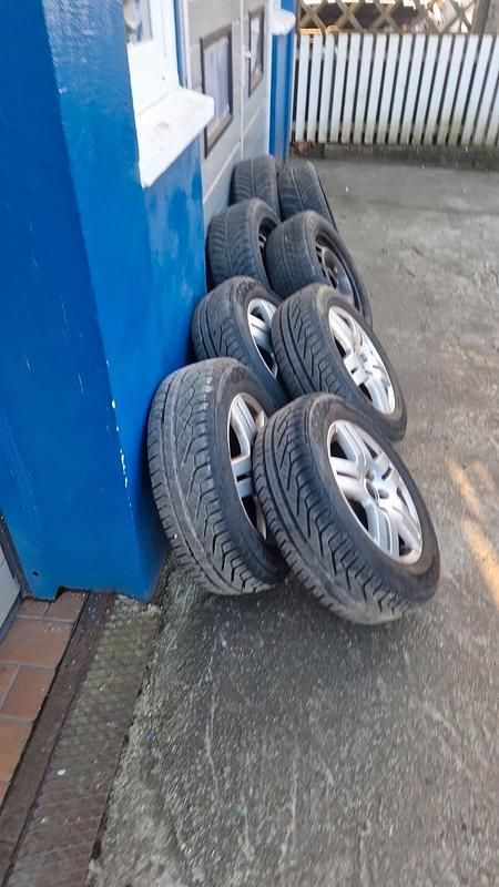 Gebraucht VW Golf IV Basis 105 PS (77 kW) 2001 Schwarz Limousine