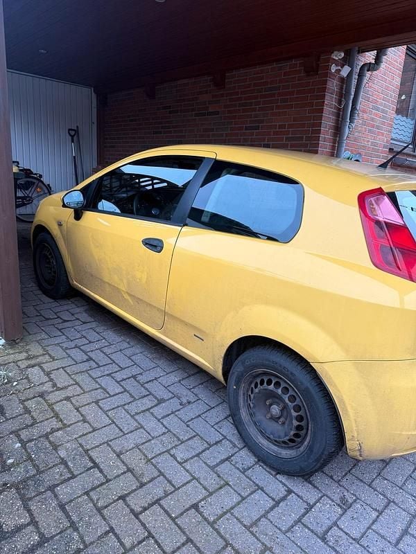 Gebraucht Fiat Punto 75 PS (55 kW) 2008 Gelb Kleinwagen