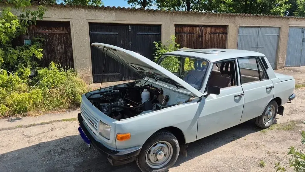 Gebraucht Wartburg 353 50 PS (36 kW) 1987 Weiß Limousine