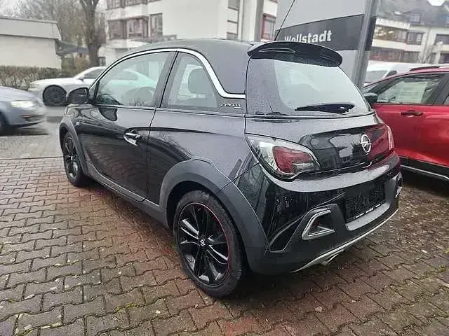 Occasion Opel Adam Rocks 101 ch (74 kW) 2015 Noir Citadine