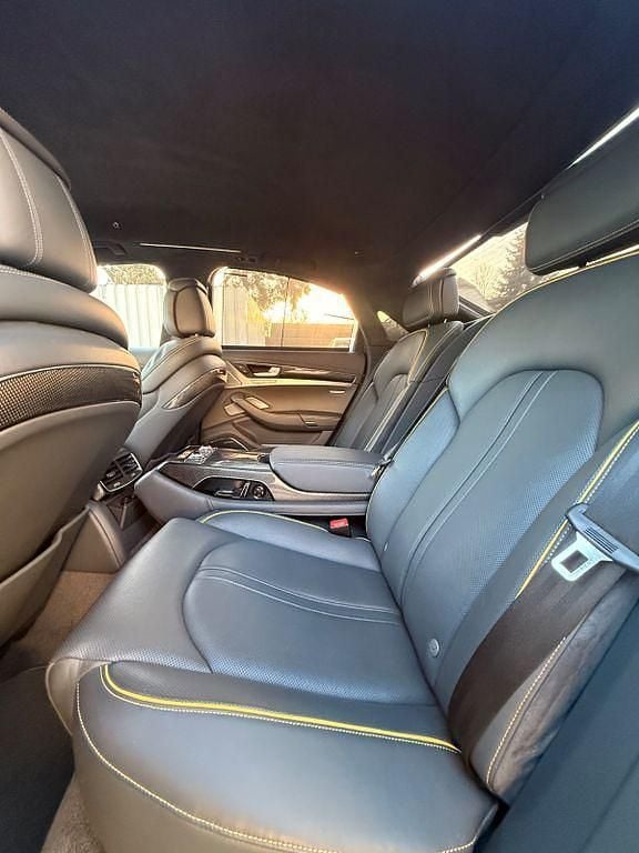 Gebraucht Audi S8 plus Ambiente 605 PS (444 kW) 2016 Silber Limousine