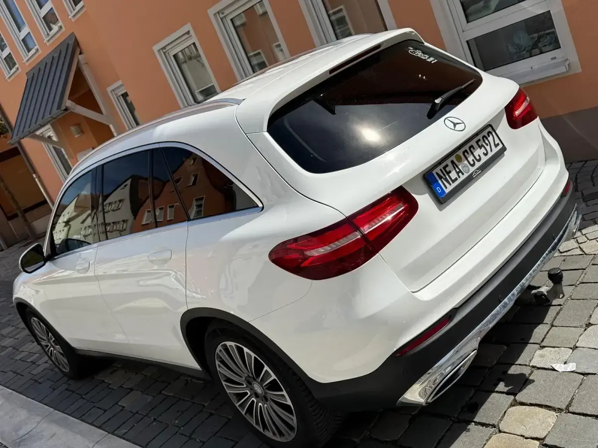 Gebraucht Mercedes E350 204 PS (150 kW) 2016 Weiß SUV