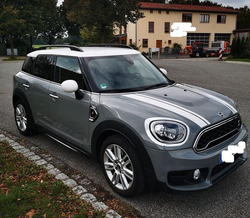Grau Gebraucht 2019 Mini Cooper Kleinwagen | 19.399 € - Bild 1/4