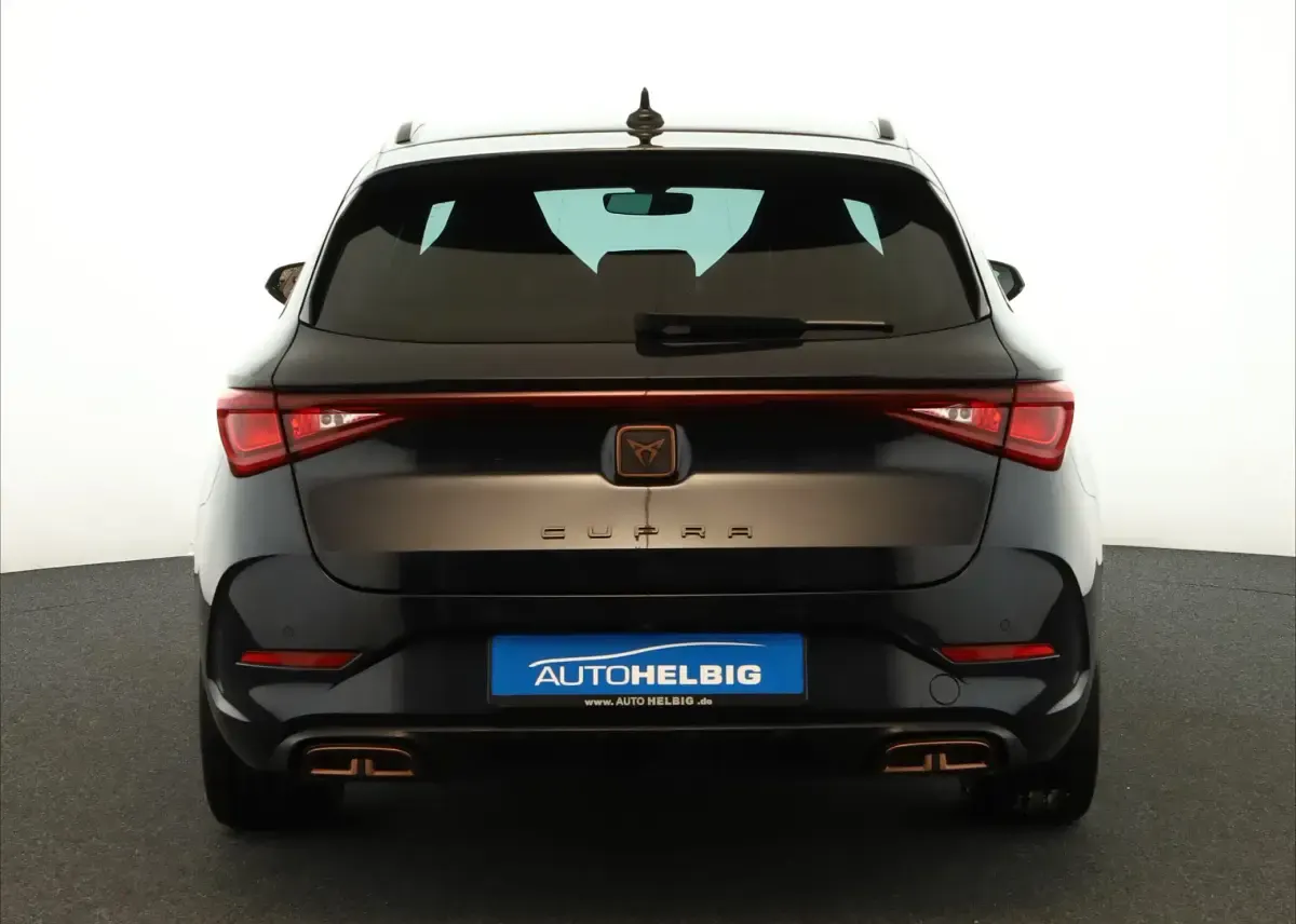 Gebraucht Cupra Leon VZ 245 PS (180 kW) 2022 Asphaltblau metallic
