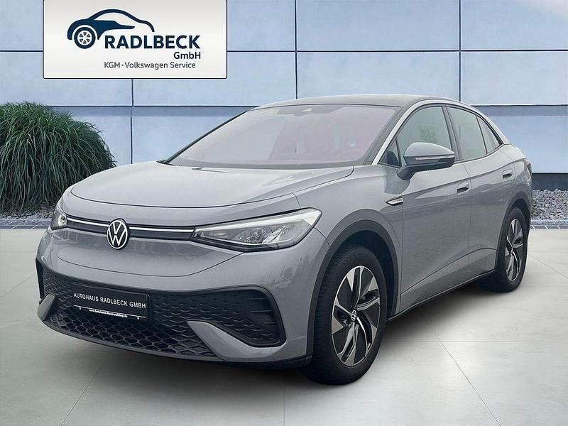 Grau Gebraucht 2022 VW ID.5 Pro SUV | 26.790 € (Guter Preis) - Bild 1/4