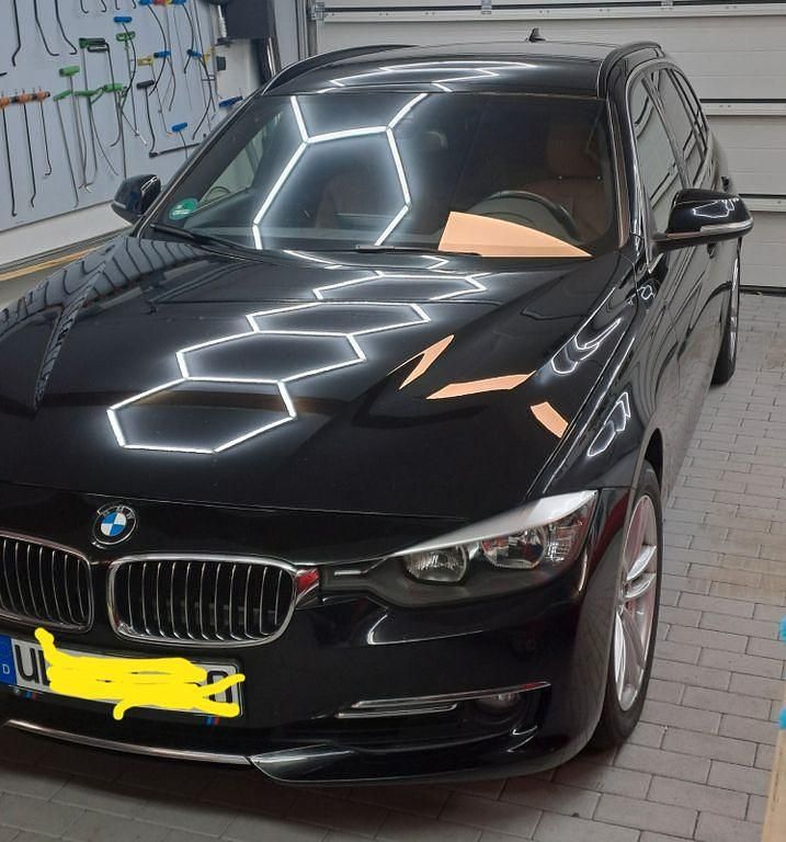 Schwarz Gebraucht 2013 BMW 330 Luxury Line Kombi | 14.999 € (Guter Preis) - Bild 1/4
