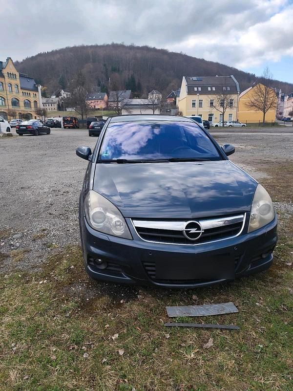 Gebraucht Opel Vectra 175 PS (128 kW) 2008 Blau Limousine