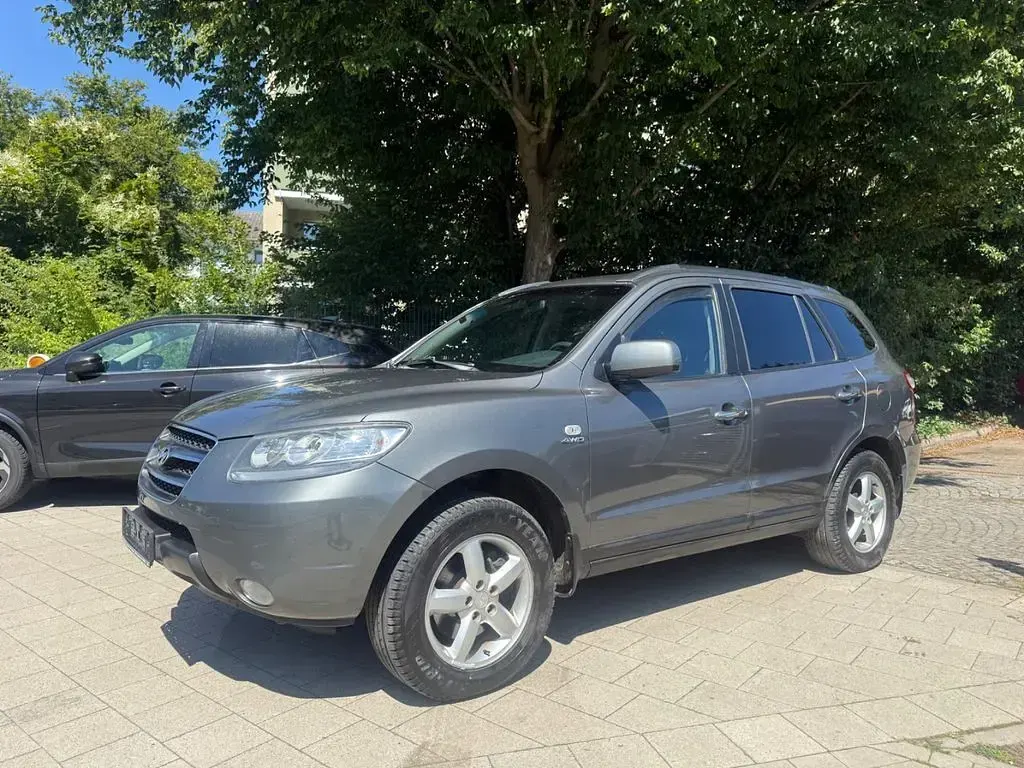 Gebraucht Hyundai Santa Fe Team 155 PS (114 kW) 2009 Grau SUV