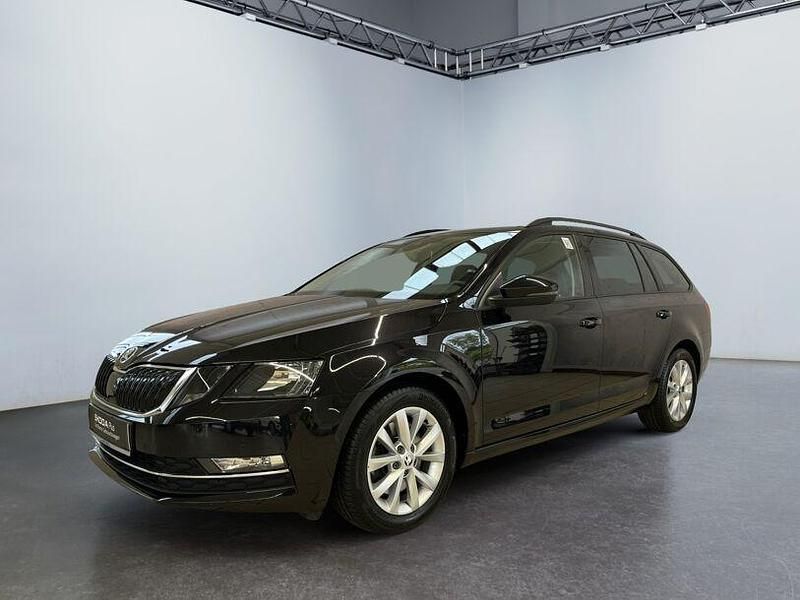 Gebraucht Skoda Octavia Style 190 PS (139 kW) 2020 Schwarzmagic perleffekt Kombi