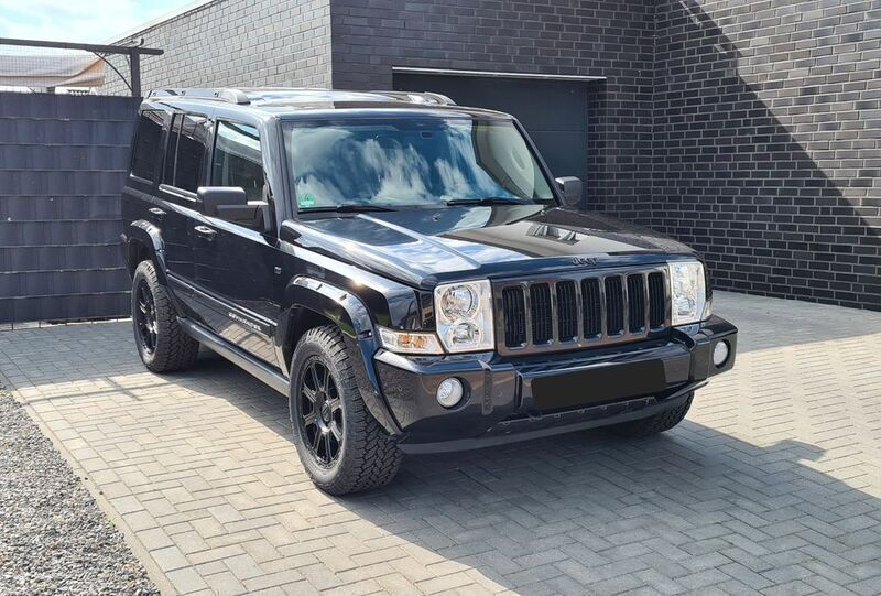 Schwarz Gebraucht 2006 Jeep Commander SUV | 13.499 € (Fairer Preis) - Bild 1/4