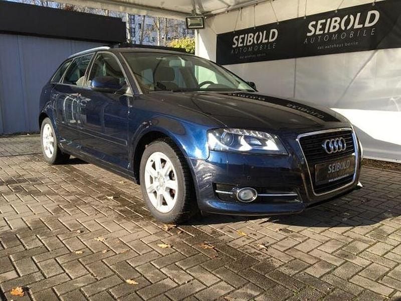 Gebraucht Audi A3 Ambiente 125 PS (91 kW) 2013 Andere Limousine