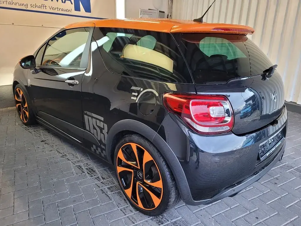 Gebraucht Citroën DS3 207 PS (152 kW) 2012 Schwarz Kleinwagen