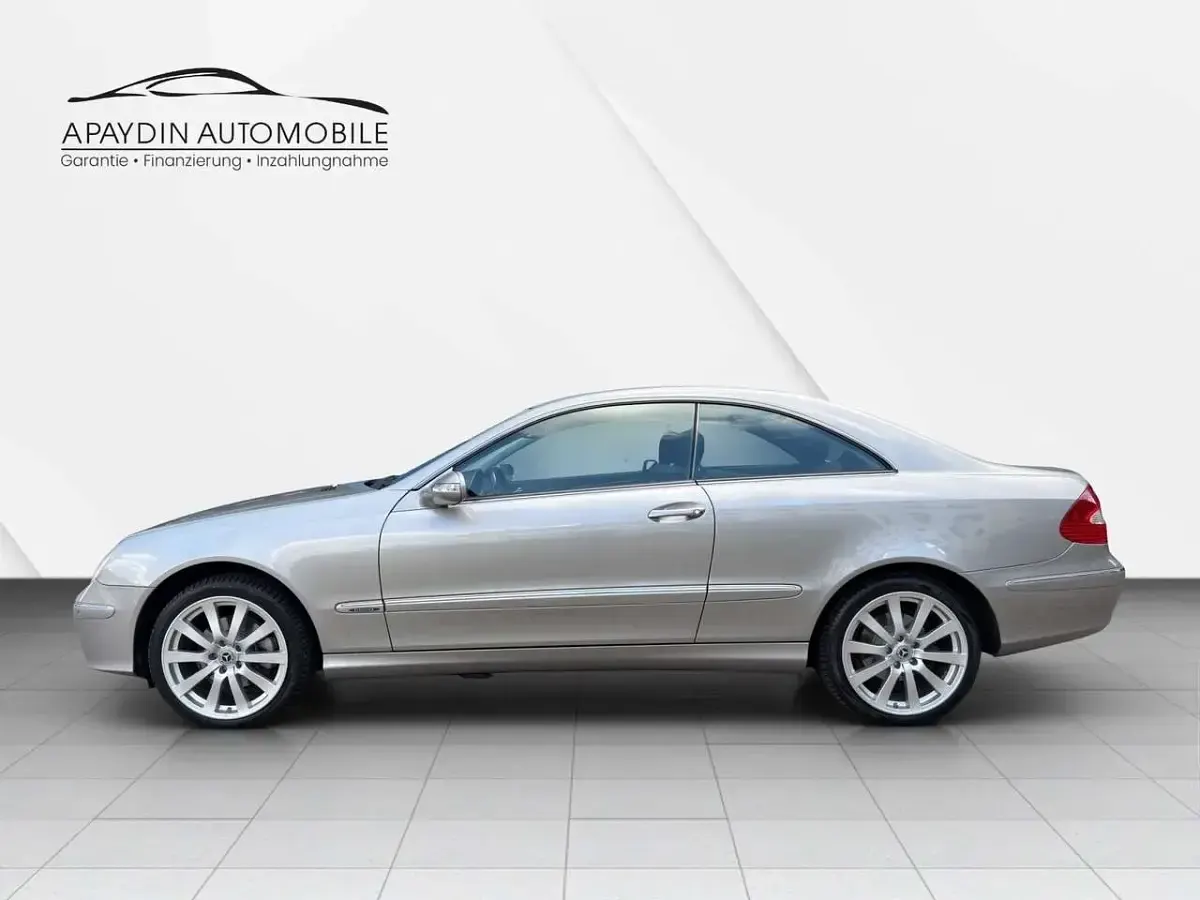 Gebraucht Mercedes CLK200 184 PS (135 kW) 2008 Cubanitsilber  metallic Coupé