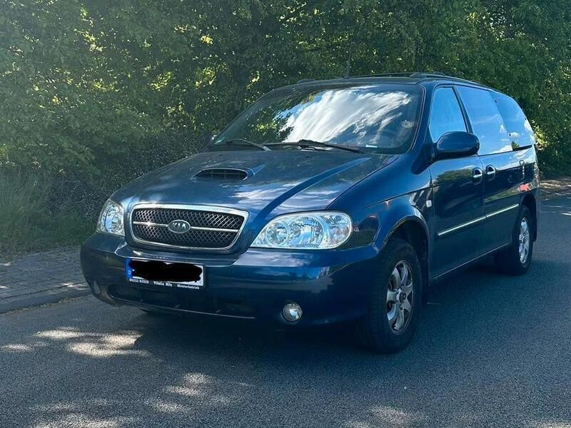 Andere außenfarben Gebraucht 2005 Kia Carnival Van / Kleinbus | 2.200 € (Fairer Preis) - Bild 1/4