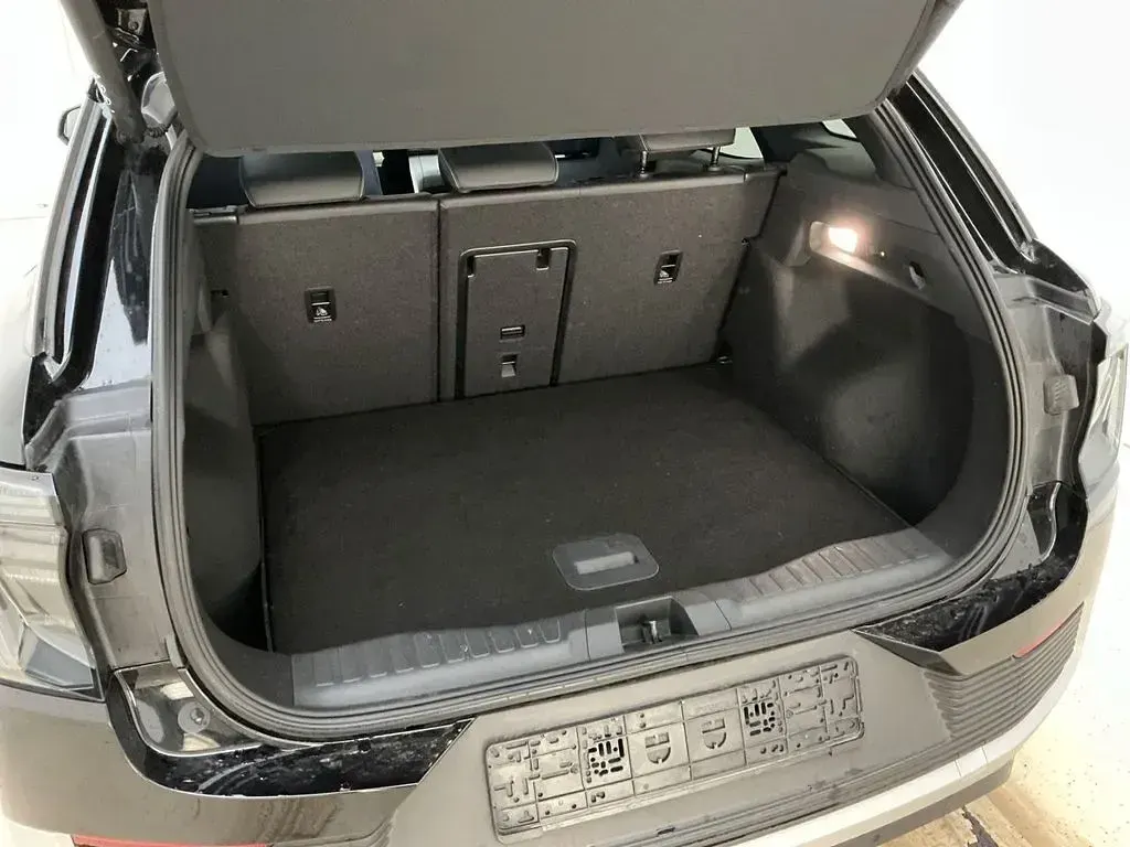 Second-hand Ford Explorer Extended Range 210 kW (286 CP) 2025 Negru SUV