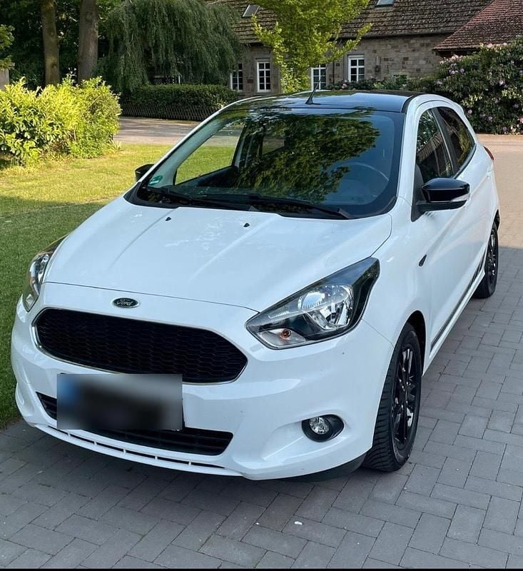 Begagnad Ford Ka Plus 86 HK (63 kW) 2018 Vit Halvkombi