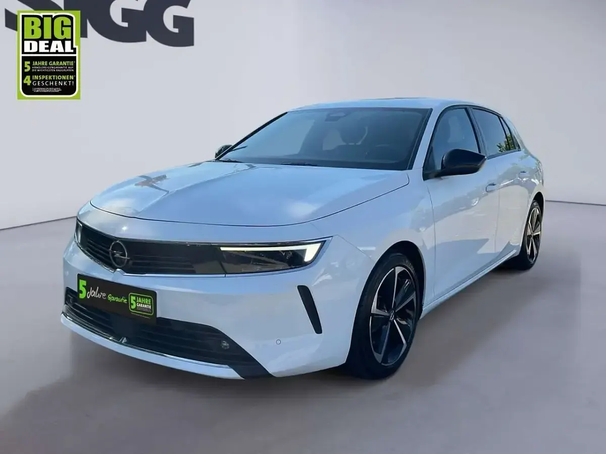 Gebraucht Opel Astra Edition 181 PS (133 kW) 2022 Weiß Kleinwagen