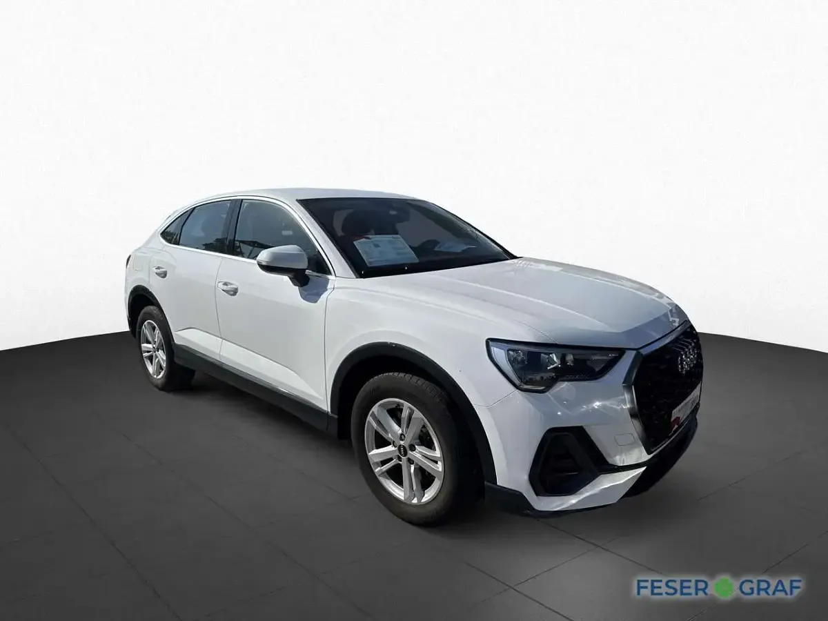 Gebraucht Audi Q3 Sportback Comfort 245 PS (180 kW) 2022 Ibisweiß SUV