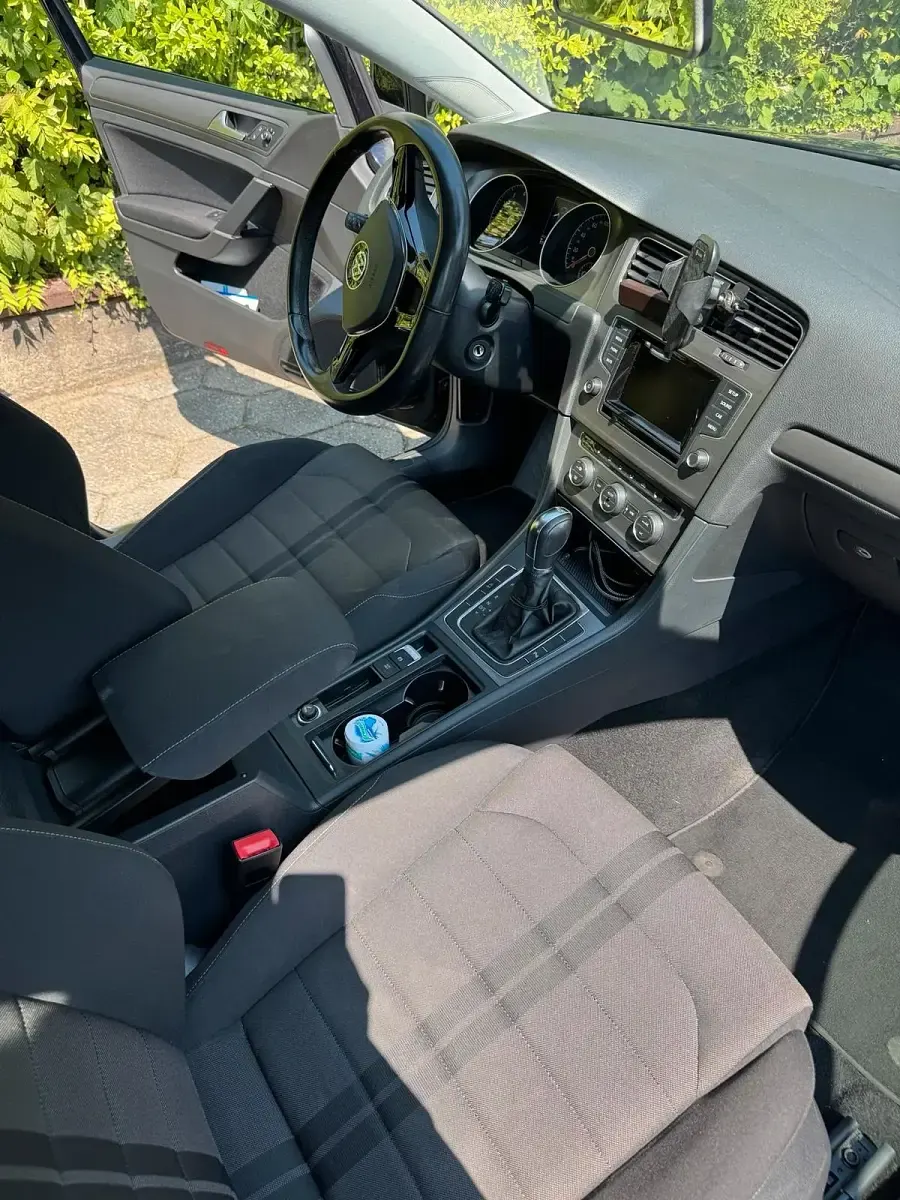 Gebraucht VW Golf VII Comfortline 105 PS (77 kW) 2013 Schwarz Limousine