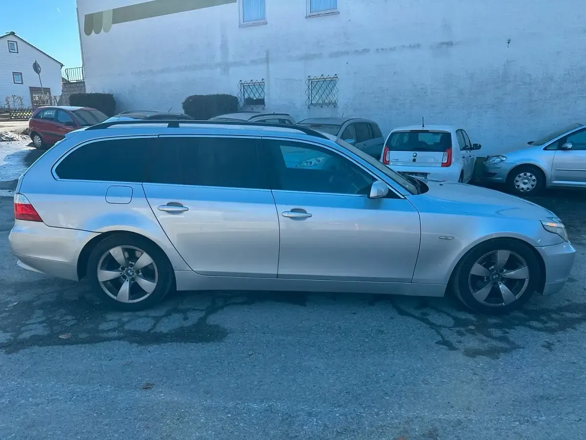 Gebraucht BMW 520 163 PS (119 kW) 2006 Kombi