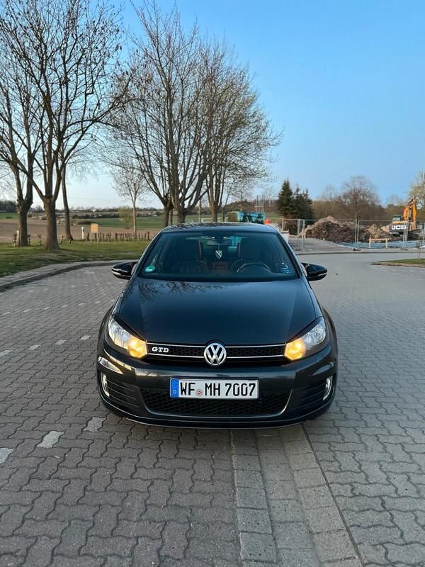 Grau Gebraucht 2011 VW Golf VI GTD Coupé | 7.900 € (Fairer Preis) - Bild 1/4