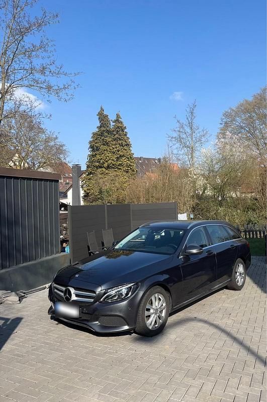 Gebraucht Mercedes C250 204 PS (150 kW) 2016 Grau Kombi