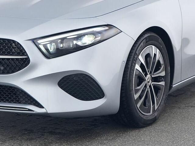 Gebraucht Mercedes A180 Progressive 136 PS (100 kW) 2024 Metalliclack hightechsilber (metallic) Limousine