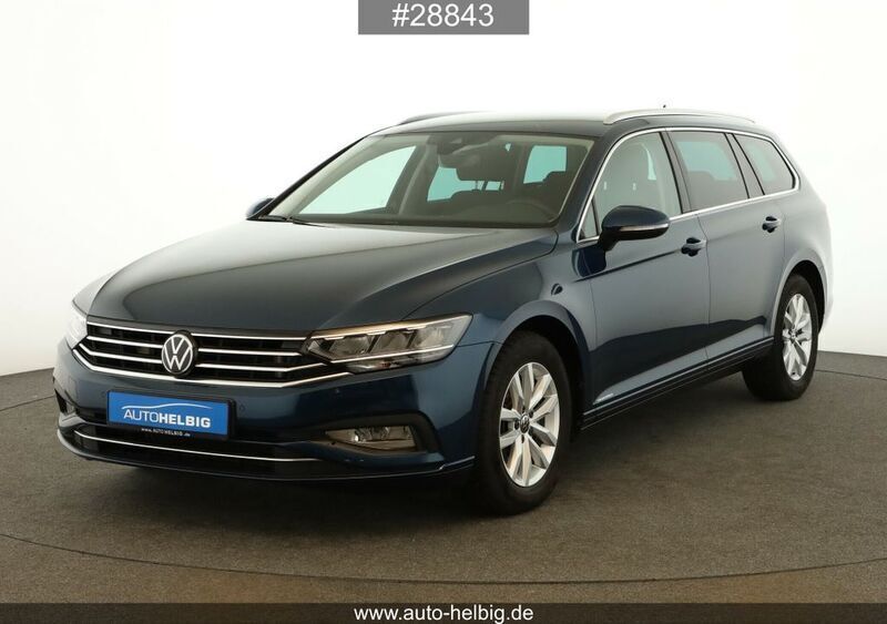 Aquamarinblau metallic Gebraucht 2023 VW Passat Business Kombi | 26.290 € (Fairer Preis) - Bild 1/4