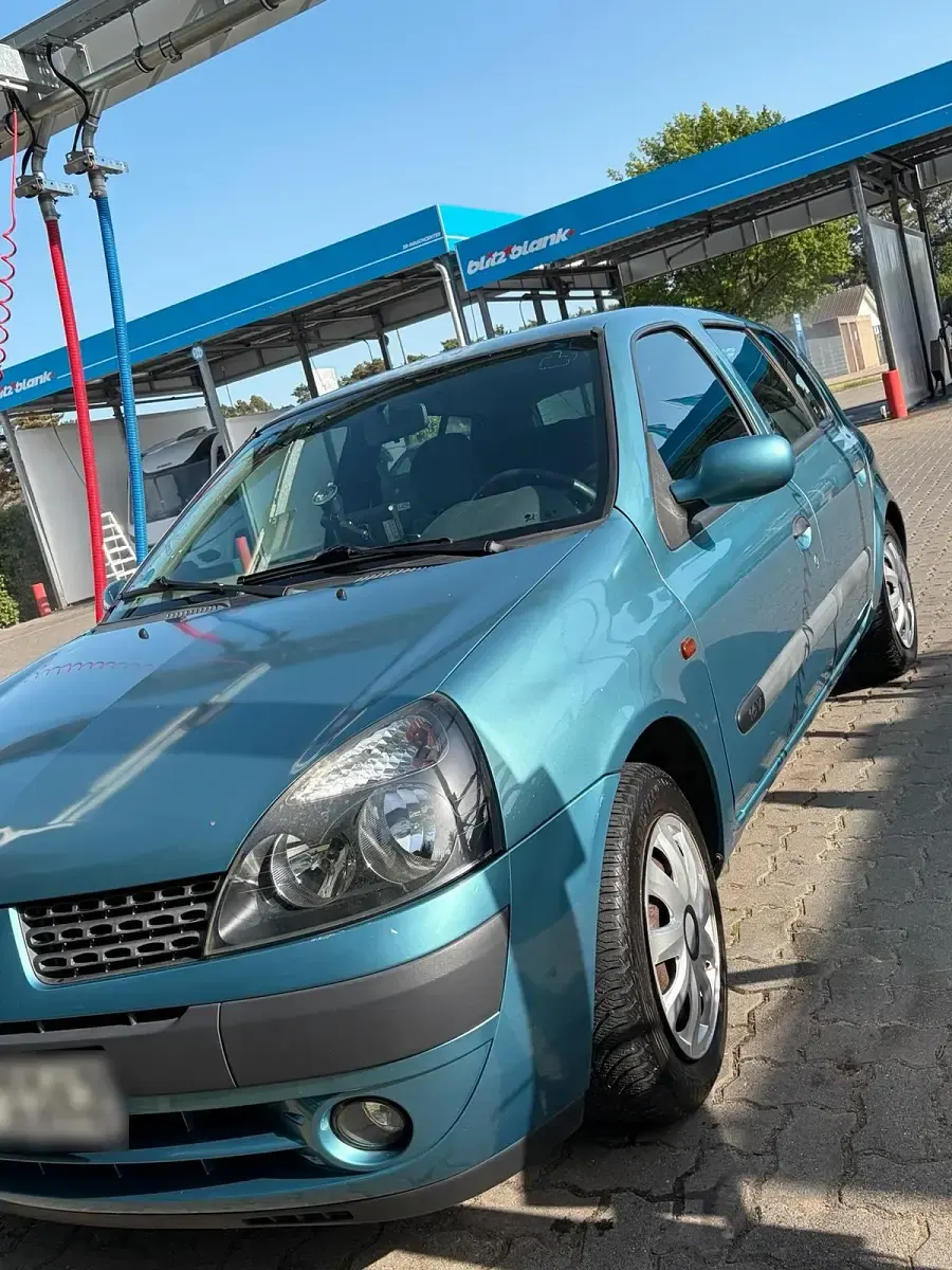 Occasion Renault Clio II 75 ch (55 kW) 2002 Bleue Citadine