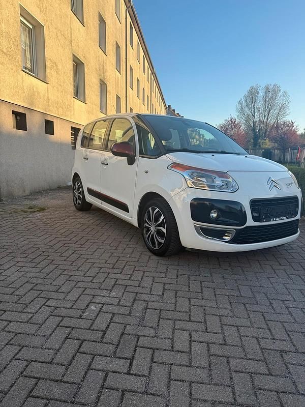 Second-hand Citroën C3 80 CP (58 kW) 2009 Alb Monovolum