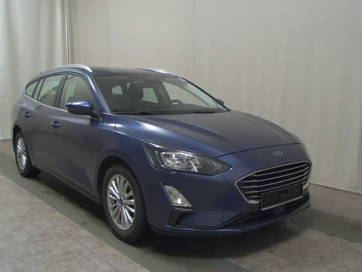 Gebraucht Ford Focus Titanium 125 PS (91 kW) 2021 Blau Kombi