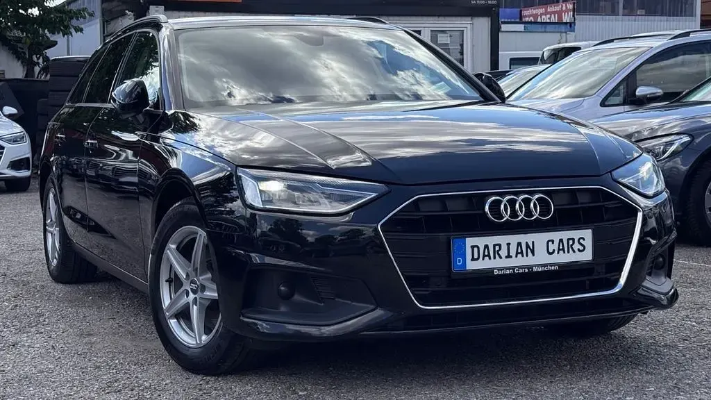 Gebraucht Audi A4 Sport 163 PS (119 kW) 2023 Schwarz Kombi