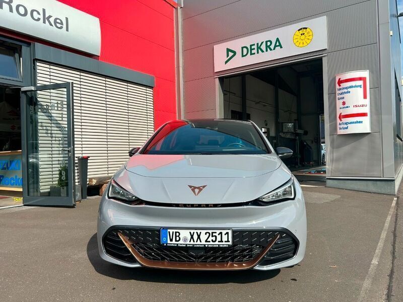 Gebraucht Cupra Born Basis 150 kW (204 PS) 2023 Vaporgrau Kleinwagen