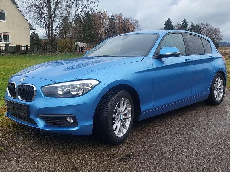 Gebraucht BMW 118 Advantage 150 PS (110 kW) 2018 Seaside blue metallic Kleinwagen