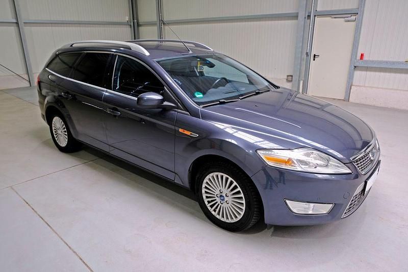 Grau Gebraucht 2010 Ford Mondeo Titanium Limousine | 2.990 € (Guter Preis) - Bild 1/4